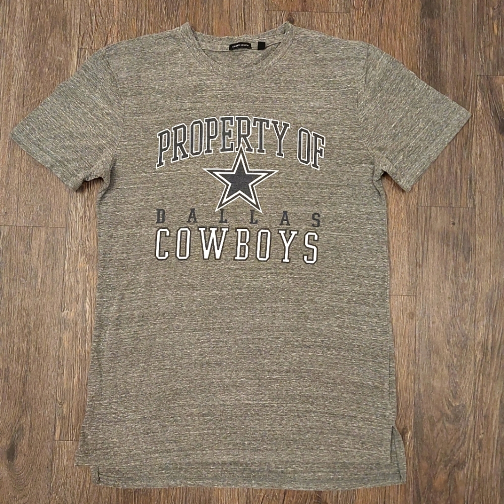 Property of the Dallas Cowboys Women's Longer Length T-Shirt, Size Large…